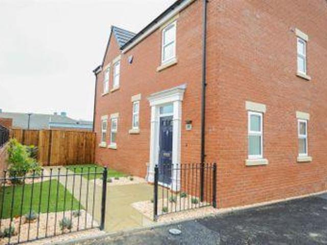 House for sale in Loundsley Green, East Midlands
