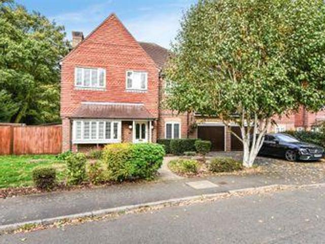 House for sale in Iver