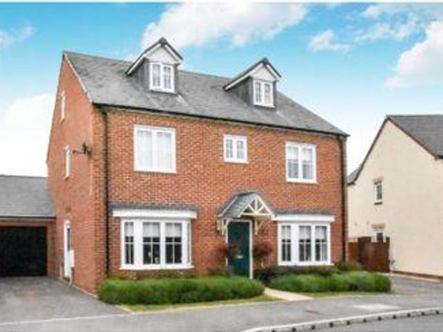 House for sale in Bedford