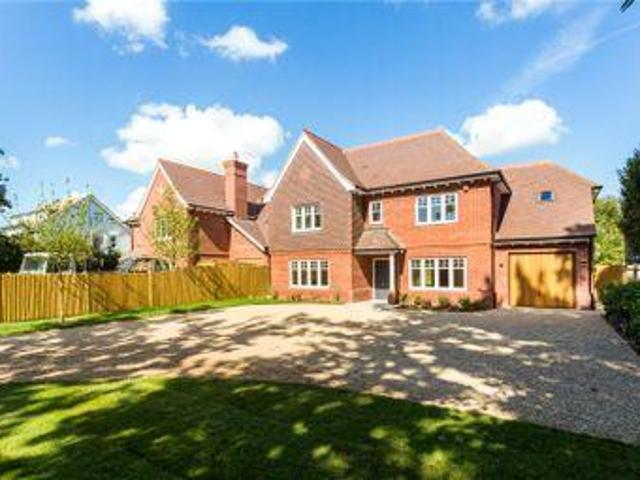 House for sale in Littlecote, West Sussex