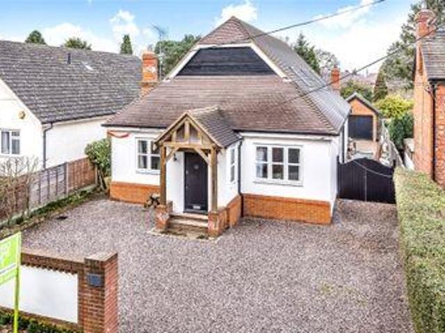 House for sale in Ascot