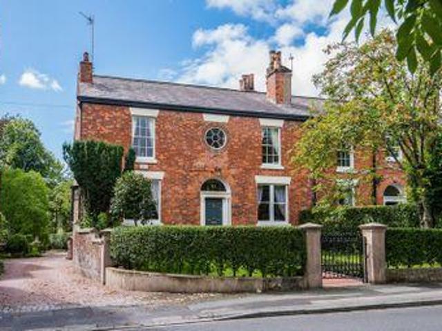 House for sale in Roby Mill, Lancashire