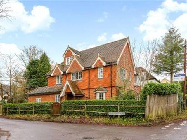 House for sale in Fole, Surrey