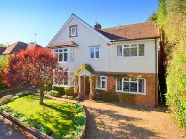 House for sale in Pachesham Park, Surrey