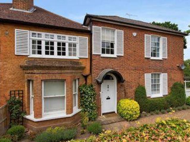 House for sale in Blackhills, Surrey