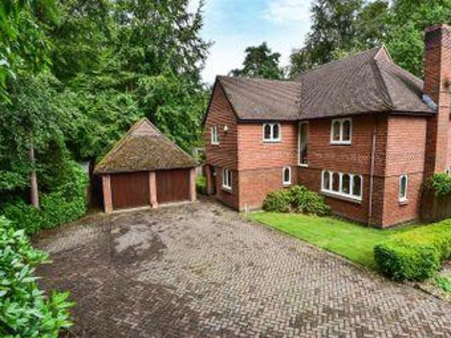 House for sale in Crowthorne