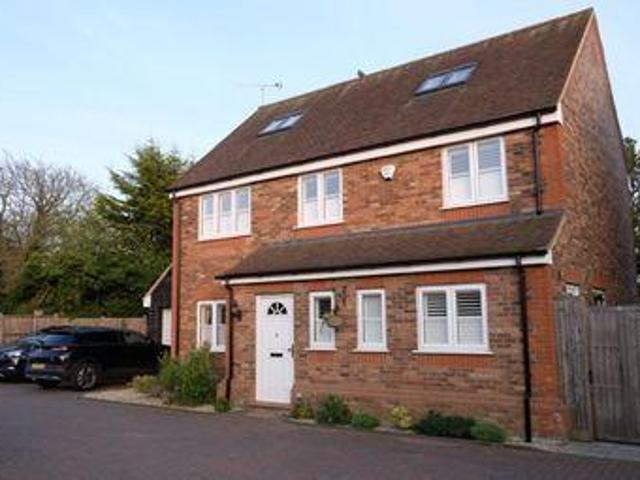 House for sale in King's Walden, Hertfordshire