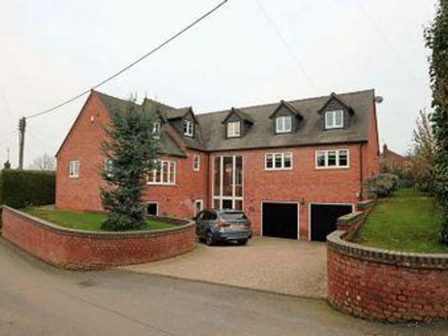 House for sale in Stoke-on-Trent