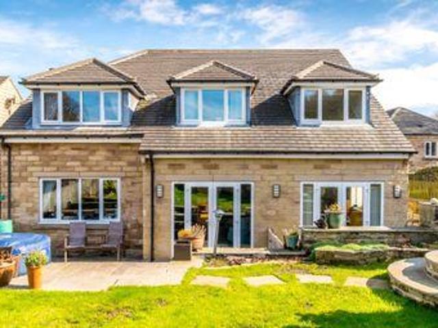 House for sale in Elland, West Yorkshire