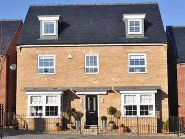 House for sale in Buckingham, Buckinghamshire