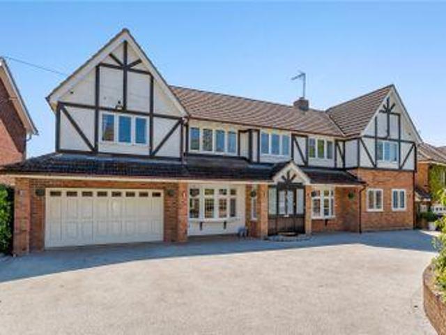 House for sale in Five Acres, Hertfordshire