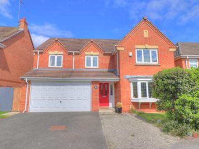 House for sale in West Vale, Cheshire