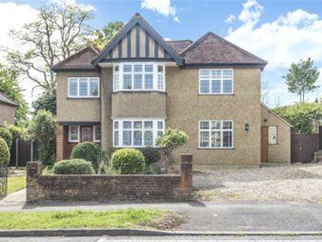 House for sale in Batchworth, Hertfordshire