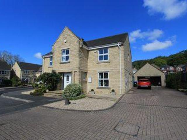 House for sale in Froggatt, East Midlands