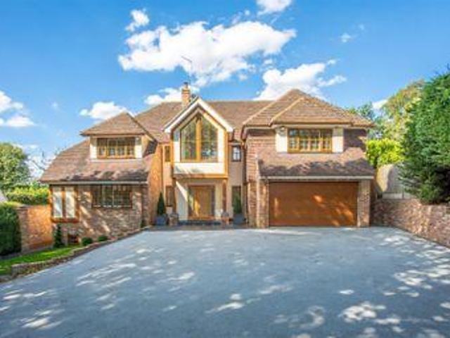 House for sale in Navestock Side