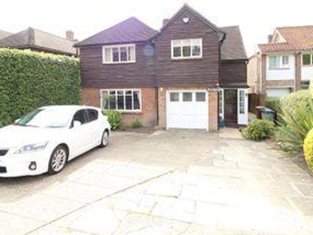 House for sale in Potters Bar, Hertsmere