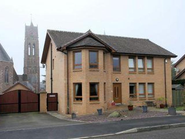 House for sale in Crieff, Scotland