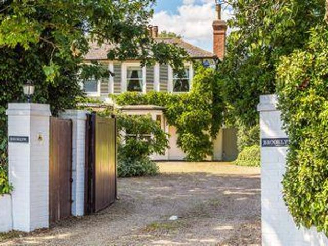 House for sale in Red Hill, Surrey