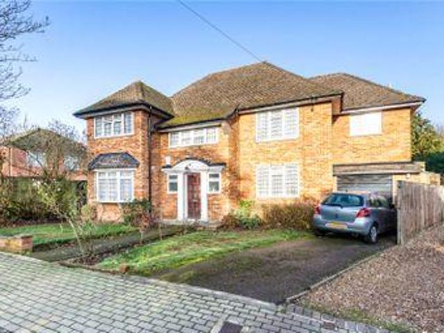 House for sale in Edgware, Greater London