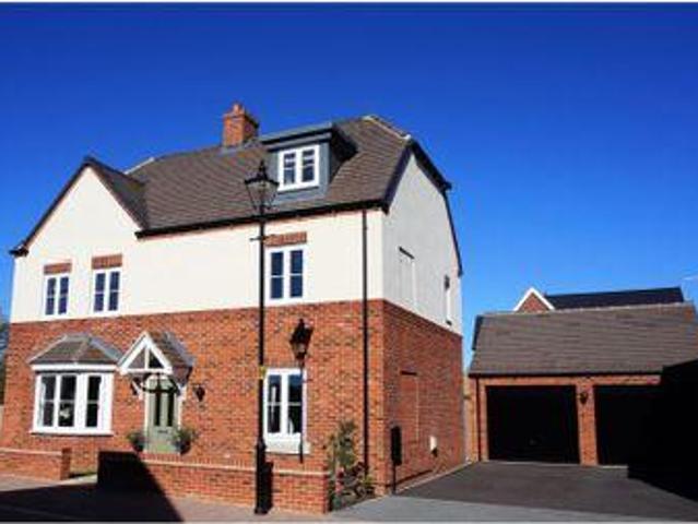 House for sale in Bedford