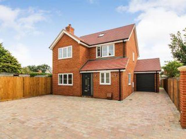 House for sale in Buckingham, Buckinghamshire