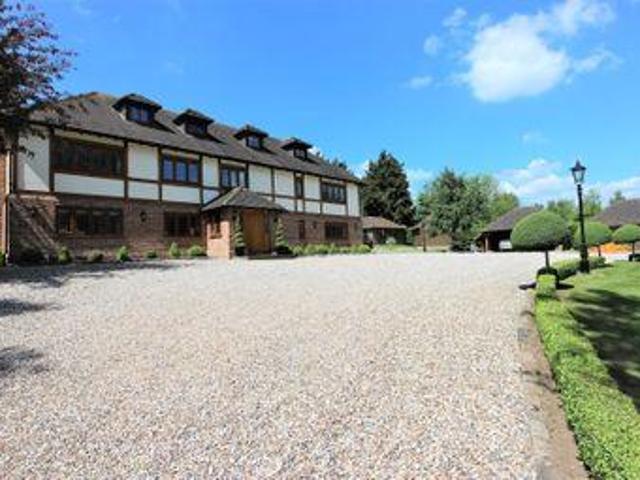 House for sale in Epping