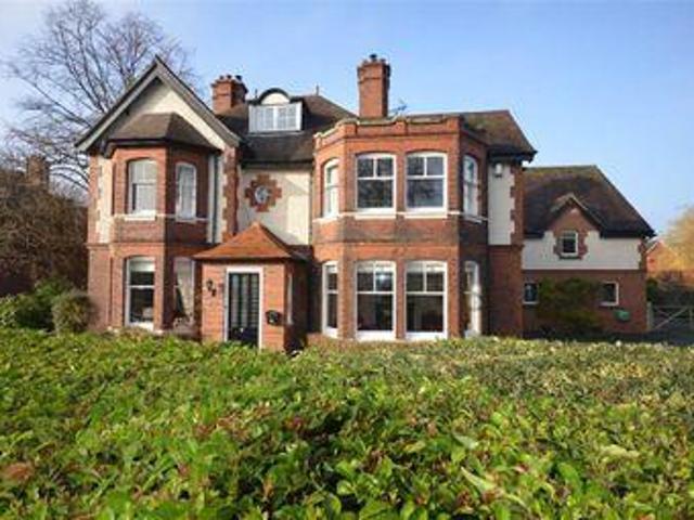 House for sale in Stone, Baswich