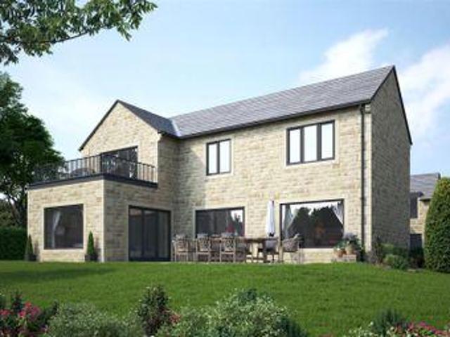 House for sale in Halifax, West Yorkshire