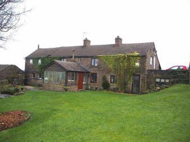 House for sale in Charlesworth, East Midlands