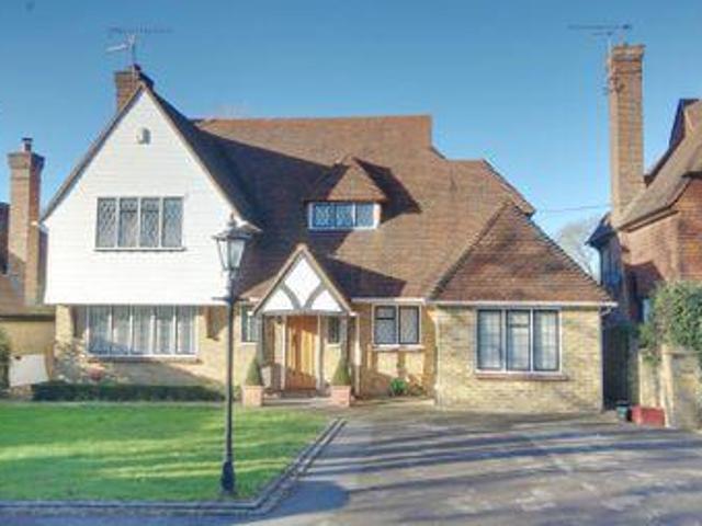 House for sale in Navestock Side