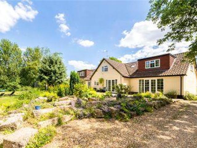 House for sale in Fole, Surrey