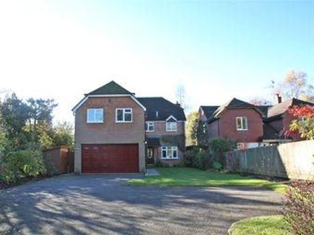 House for sale in Fole, Surrey