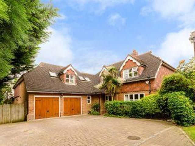 House for sale in Worcester Park, Greater London