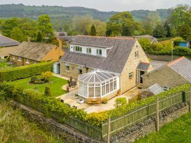 House for sale in Holmfirth, West Yorkshire