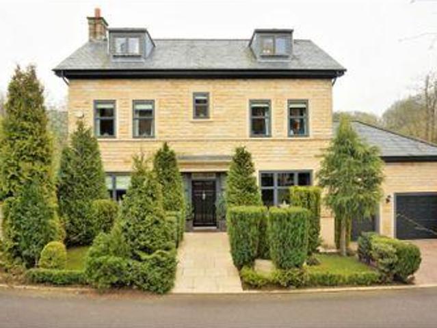 House for sale in Sowerby Bridge