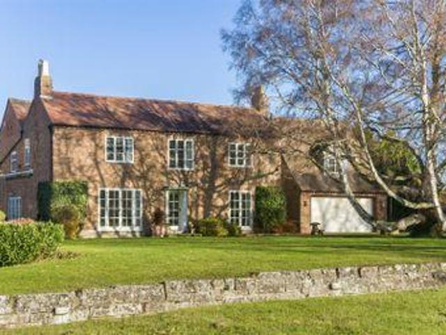 House for sale in Crookhill, Worcestershire
