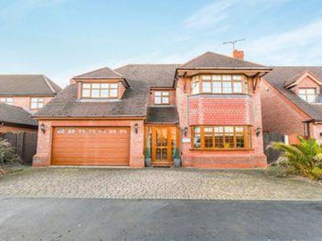 House for sale in Widnes, Liverpool City Region