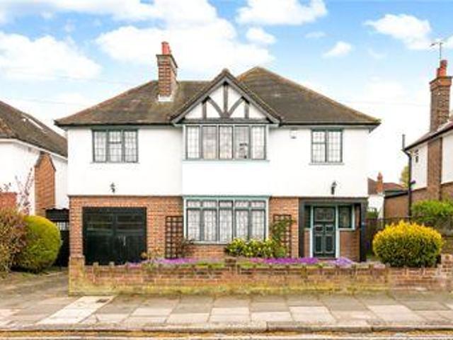 House for sale in Watford, Hertfordshire