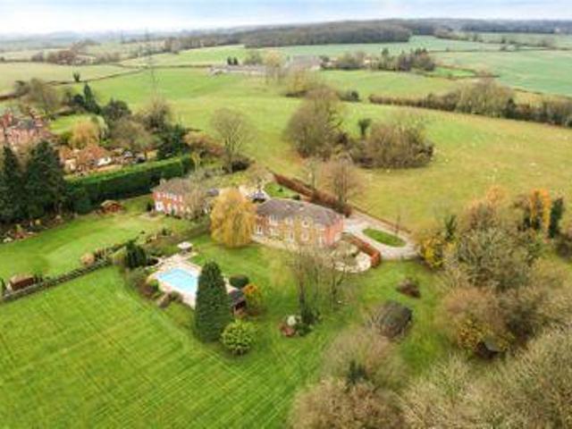House for sale in Fole, Surrey