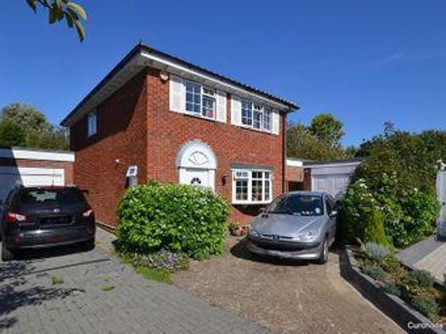 House for sale in Lower Halliford, Surrey