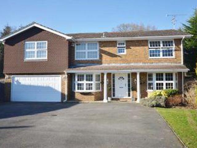 House for sale in Fole, Surrey