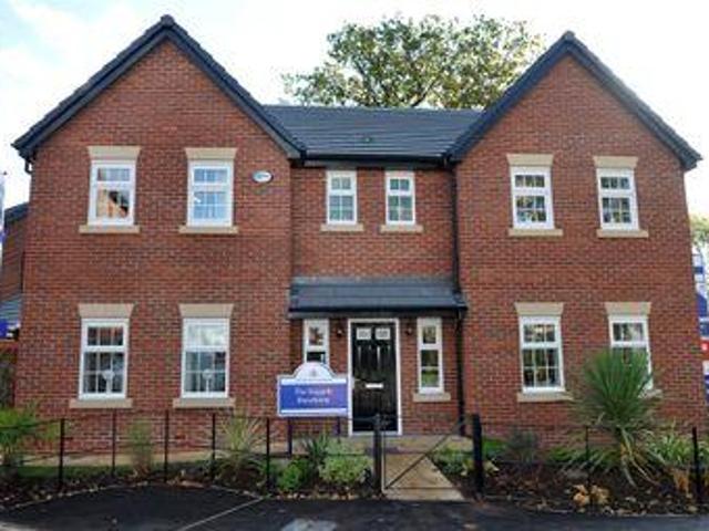 House for sale in Higher Bartle, Lancashire