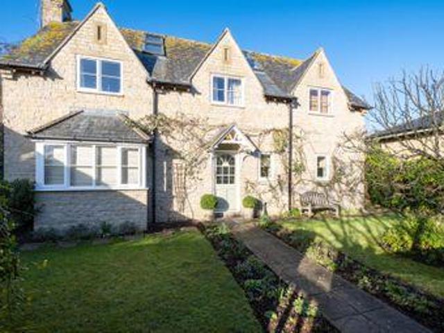 House for sale in Swindon