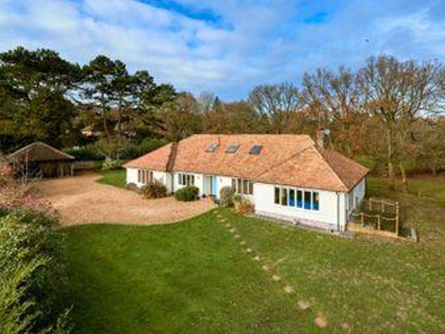 House for sale in Fole, Surrey