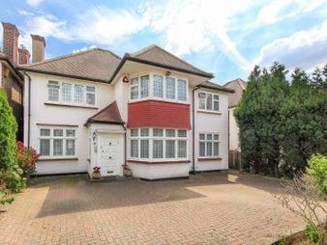 House for sale in Edgware, Greater London