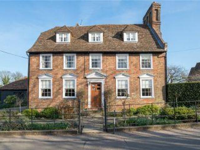 House for sale in Oad Street, Kent