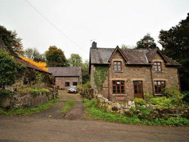 House for sale in Llandeilo, Wales