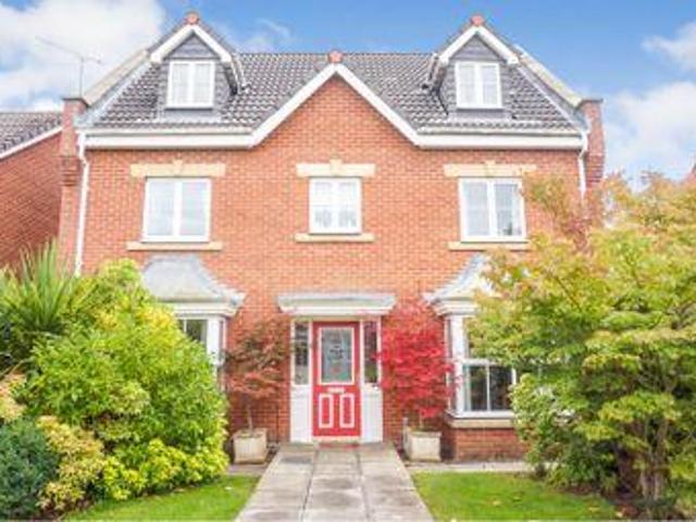 House for sale in Widnes, Cheshire