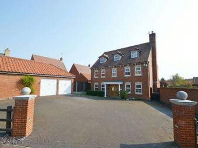 House for sale in Duton Hill