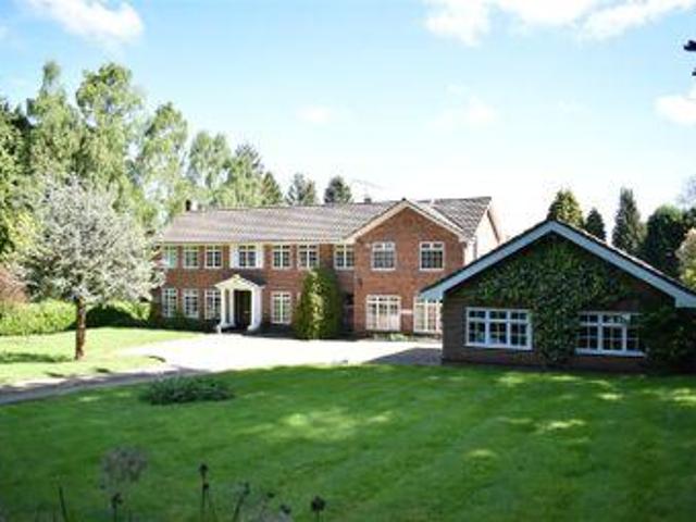 House for sale in Leatherhead, Mole Valley